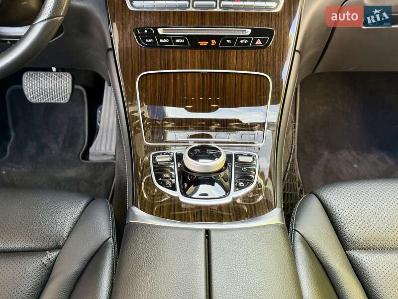 Внедорожник / Кроссовер Mercedes-Benz GLC-Class 2017 в Днепре фото 23 Внедорожник / Кроссовер Mercedes-Benz GLC-Class 2017 в Днепре
