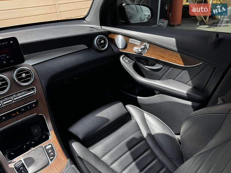 Позашляховик / Кросовер Mercedes-Benz GLC-Class 2019 в Києві фото 23 Позашляховик / Кросовер Mercedes-Benz GLC-Class 2019 в Києві