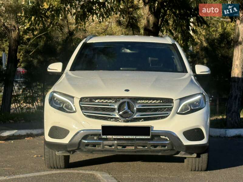 Внедорожник / Кроссовер Mercedes-Benz GLC-Class 2017 в Одессе фото 3 Внедорожник / Кроссовер Mercedes-Benz GLC-Class 2017 в Одессе