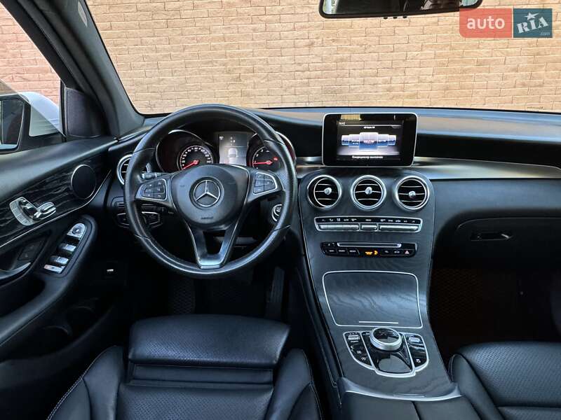 Внедорожник / Кроссовер Mercedes-Benz GLC-Class 2017 в Одессе фото 20 Внедорожник / Кроссовер Mercedes-Benz GLC-Class 2017 в Одессе