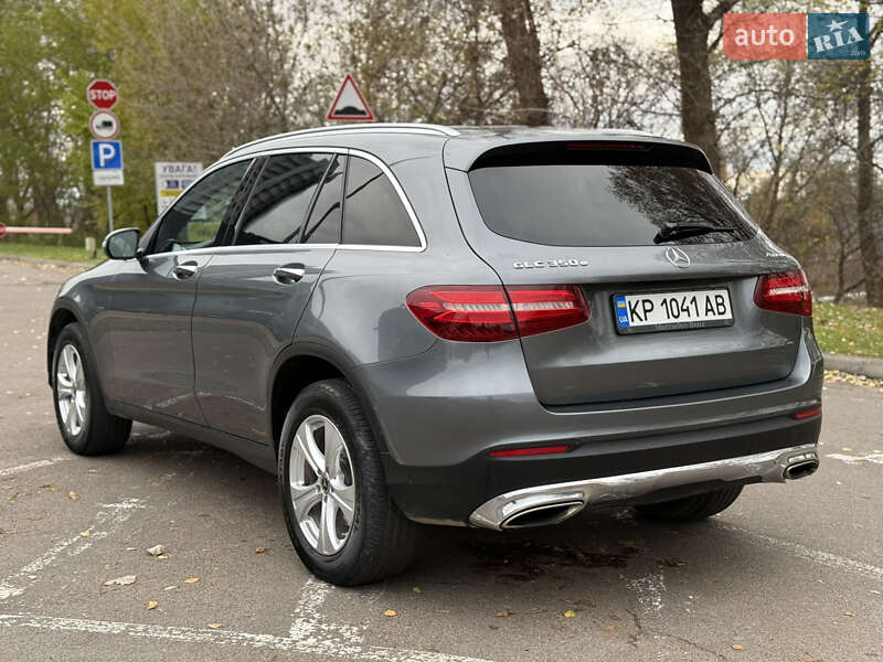 Позашляховик / Кросовер Mercedes-Benz GLC-Class 2018 в Києві фото 6 Позашляховик / Кросовер Mercedes-Benz GLC-Class 2018 в Києві