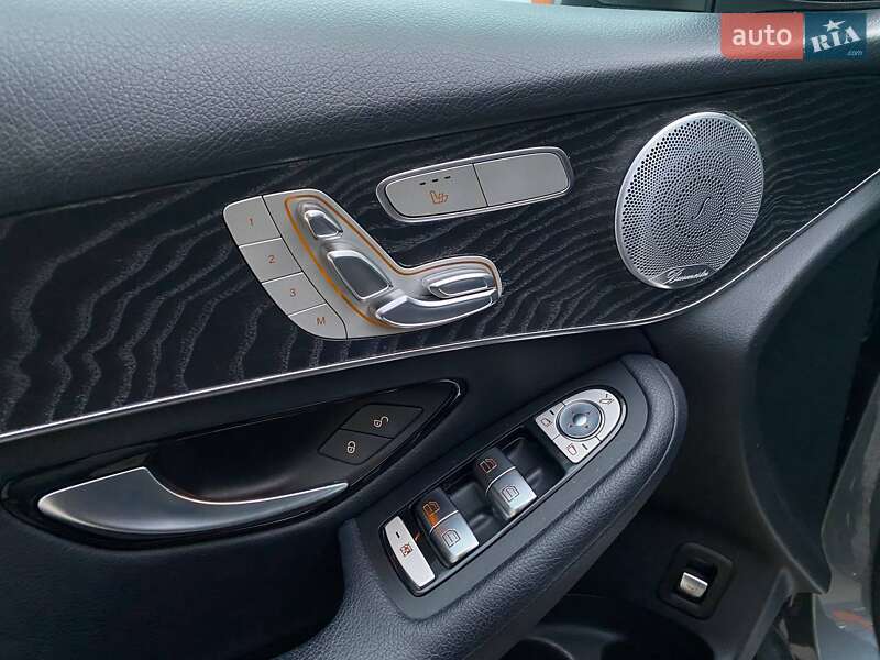 Позашляховик / Кросовер Mercedes-Benz GLC-Class 2017 в Львові фото 12 Позашляховик / Кросовер Mercedes-Benz GLC-Class 2017 в Львові