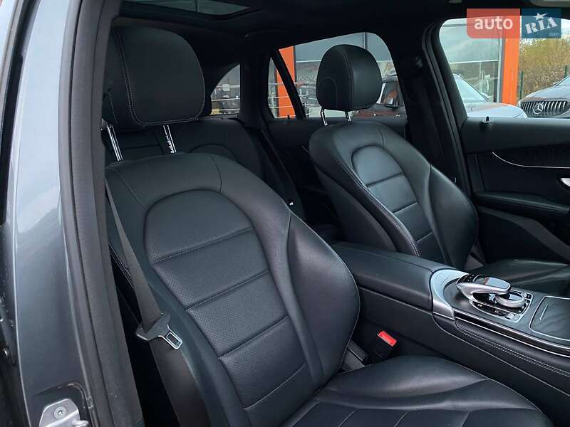 Позашляховик / Кросовер Mercedes-Benz GLC-Class 2017 в Львові фото 24 Позашляховик / Кросовер Mercedes-Benz GLC-Class 2017 в Львові