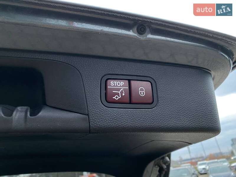 Позашляховик / Кросовер Mercedes-Benz GLC-Class 2017 в Львові фото 26 Позашляховик / Кросовер Mercedes-Benz GLC-Class 2017 в Львові