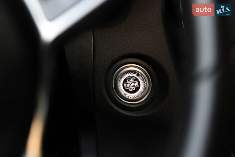 Внедорожник / Кроссовер Mercedes-Benz GLC-Class 2022 в Дрогобыче