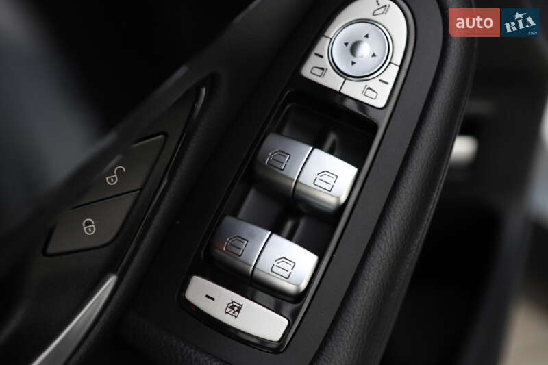 Внедорожник / Кроссовер Mercedes-Benz GLC-Class 2022 в Дрогобыче