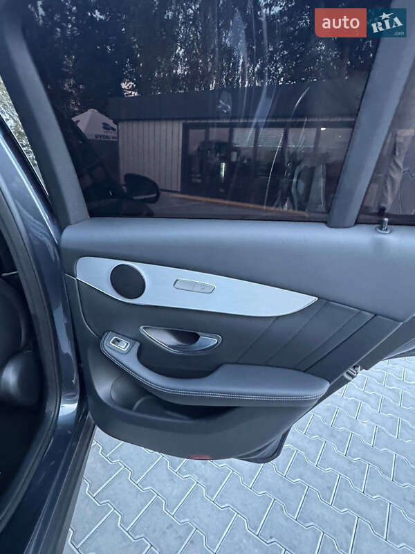 Позашляховик / Кросовер Mercedes-Benz GLC-Class 2016 в Луцьку