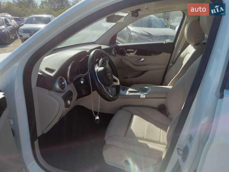 Внедорожник / Кроссовер Mercedes-Benz GLC-Class 2020 в Львове