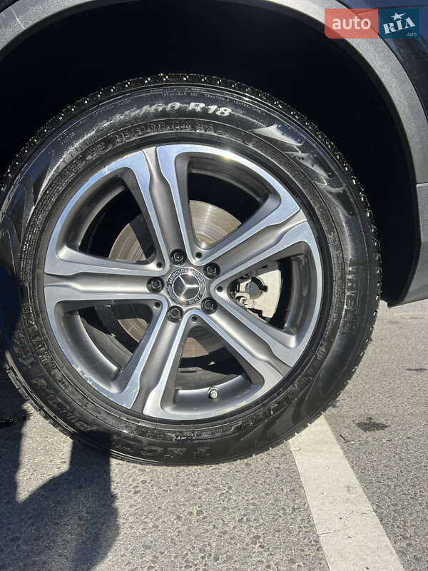 Позашляховик / Кросовер Mercedes-Benz GLC-Class 2018 в Києві
