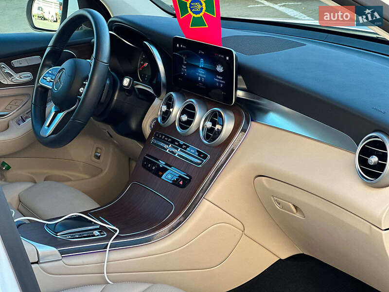 Позашляховик / Кросовер Mercedes-Benz GLC-Class 2021 в Одесі