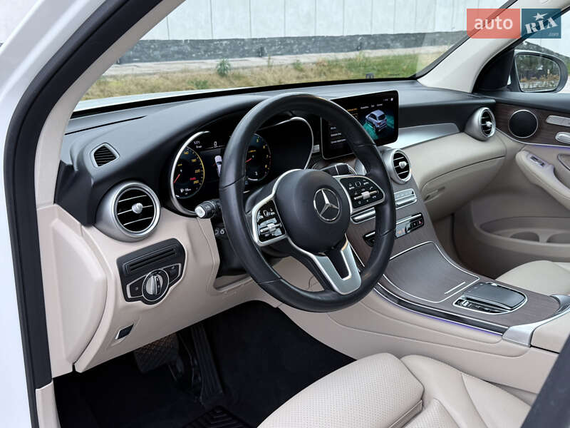 Внедорожник / Кроссовер Mercedes-Benz GLC-Class 2021 в Киеве