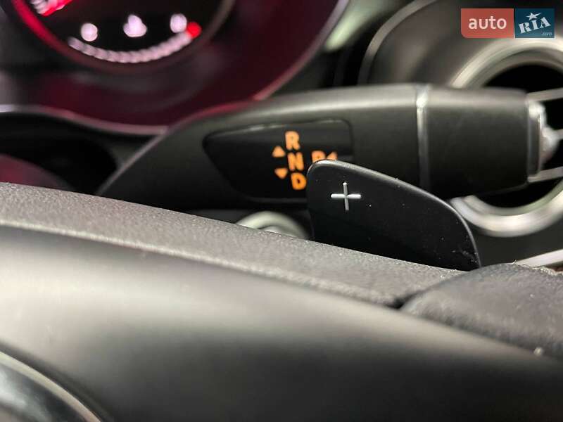 Позашляховик / Кросовер Mercedes-Benz GLC-Class 2019 в Києві фото 39 Позашляховик / Кросовер Mercedes-Benz GLC-Class 2019 в Києві