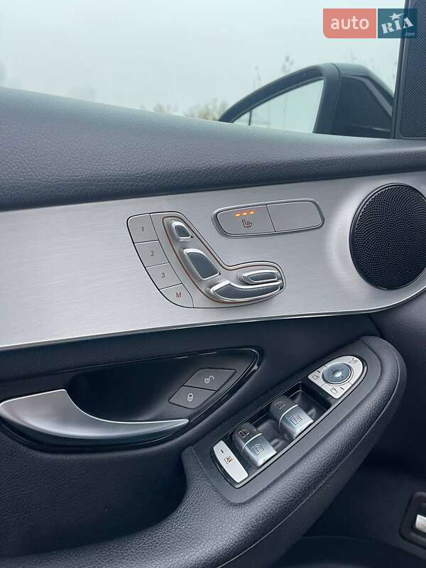 Внедорожник / Кроссовер Mercedes-Benz GLC-Class 2018 в Львове фото 13 Внедорожник / Кроссовер Mercedes-Benz GLC-Class 2018 в Львове