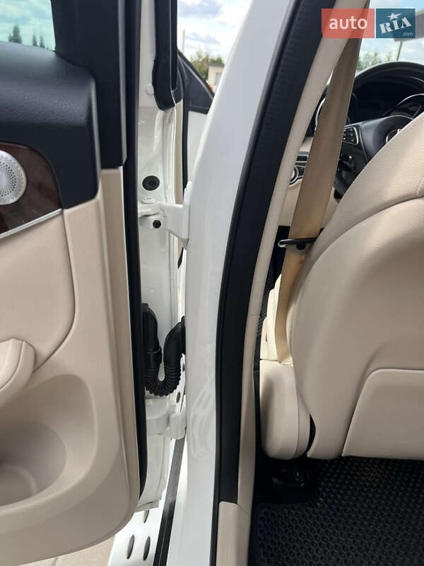 Позашляховик / Кросовер Mercedes-Benz GLC-Class 2019 в Рівному