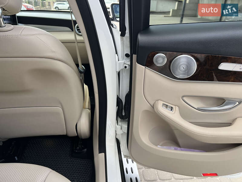 Позашляховик / Кросовер Mercedes-Benz GLC-Class 2019 в Рівному