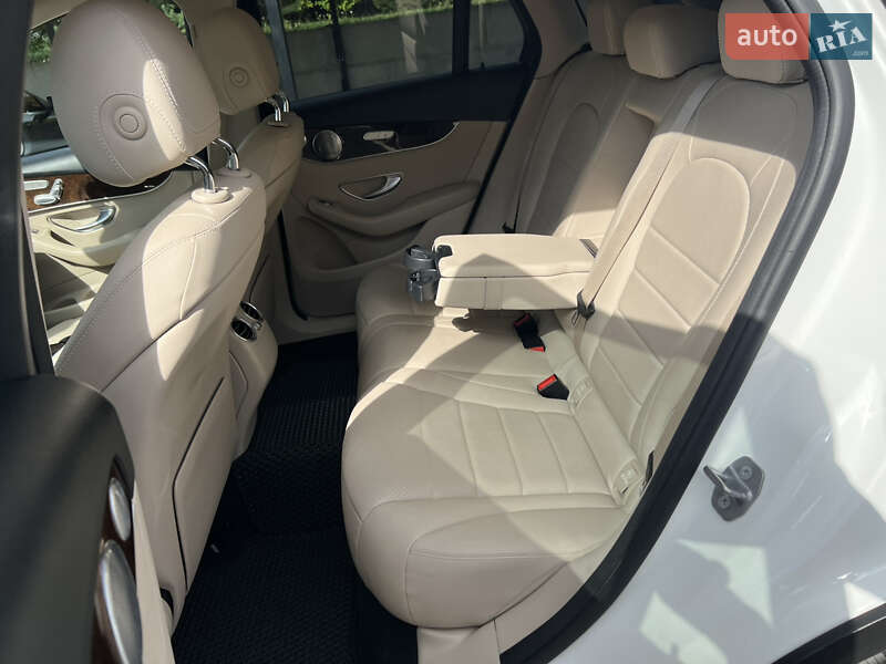 Позашляховик / Кросовер Mercedes-Benz GLC-Class 2019 в Рівному