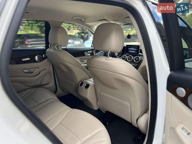 Позашляховик / Кросовер Mercedes-Benz GLC-Class 2019 в Рівному