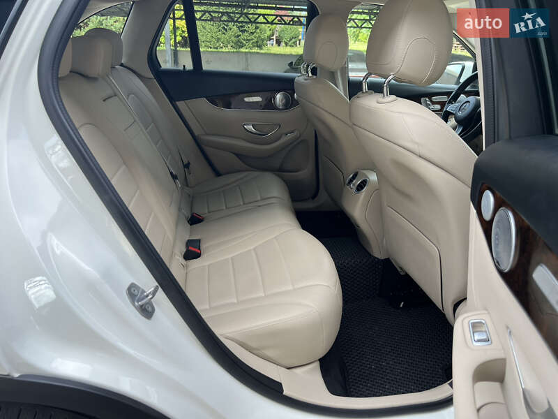 Позашляховик / Кросовер Mercedes-Benz GLC-Class 2019 в Рівному