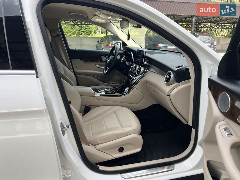 Позашляховик / Кросовер Mercedes-Benz GLC-Class 2019 в Рівному