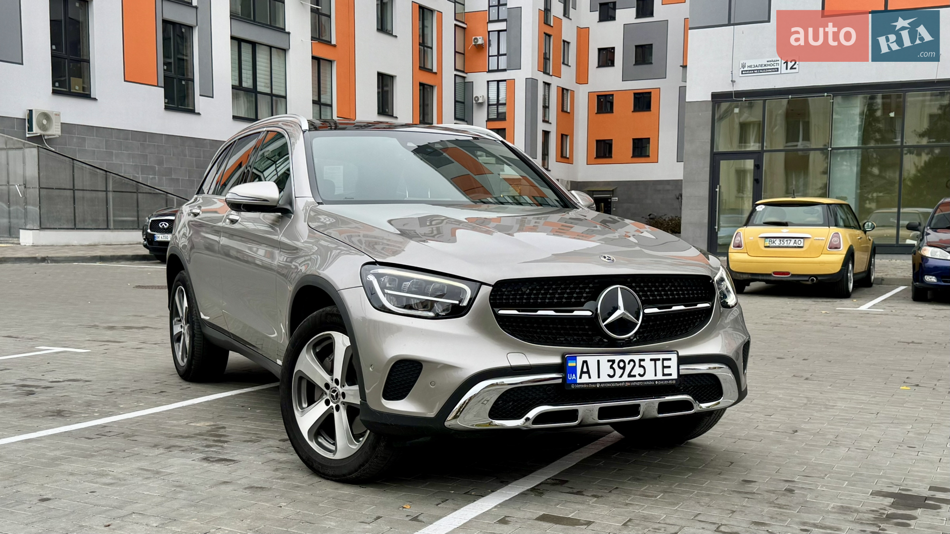 2019 Mercedes-Benz GLC - мініатюра 2