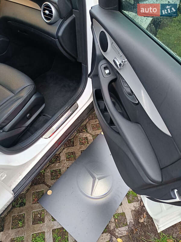 Позашляховик / Кросовер Mercedes-Benz GLC-Class 2020 в Києві