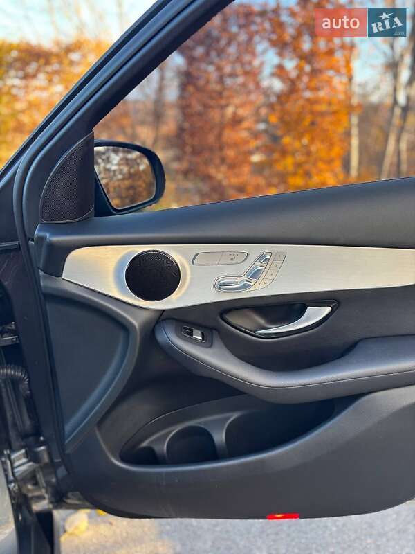 Внедорожник / Кроссовер Mercedes-Benz GLC-Class 2017 в Киеве