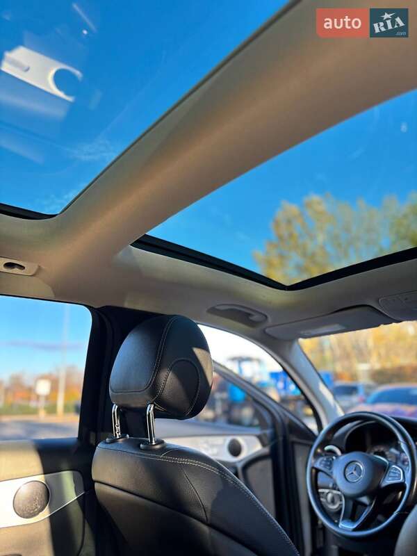 Внедорожник / Кроссовер Mercedes-Benz GLC-Class 2017 в Киеве