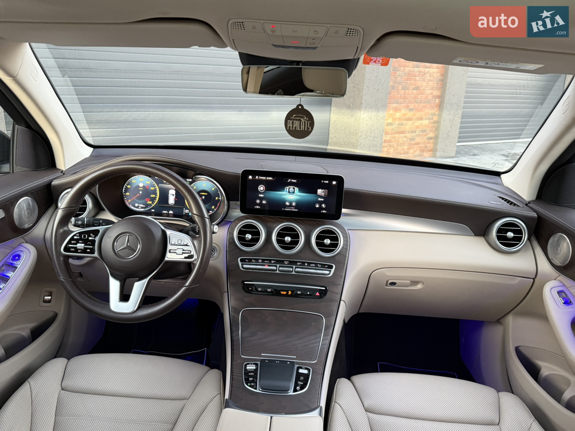 2021 Mercedes-Benz GLC - мініатюра 29