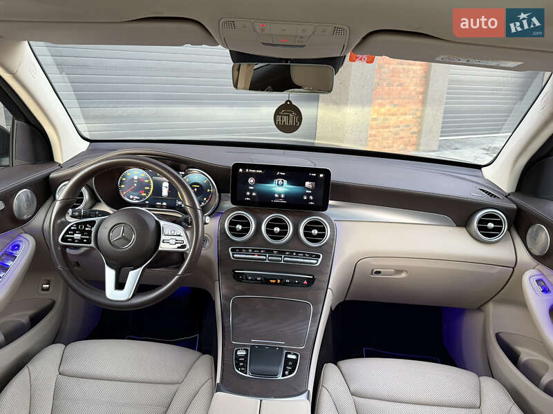 Позашляховик / Кросовер Mercedes-Benz GLC-Class 2021 в Чернівцях