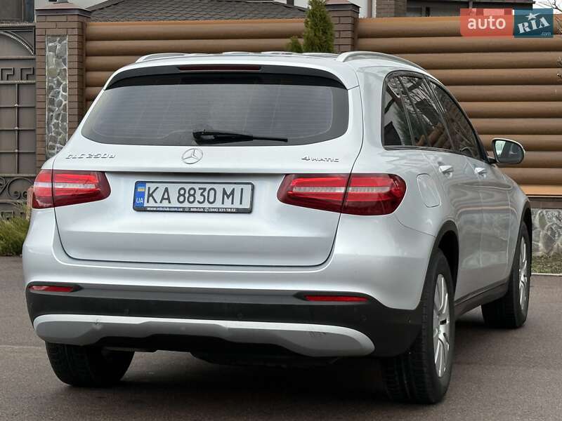 Позашляховик / Кросовер Mercedes-Benz GLC-Class 2016 в Києві