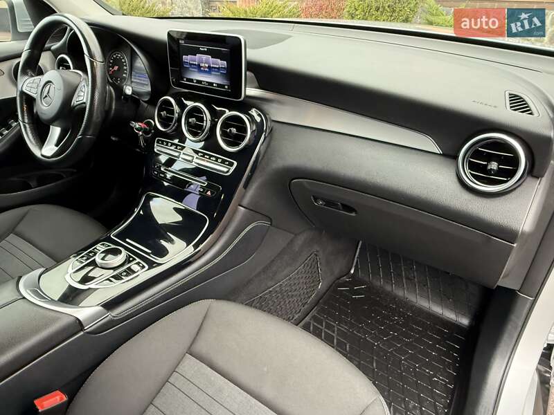 Позашляховик / Кросовер Mercedes-Benz GLC-Class 2016 в Києві