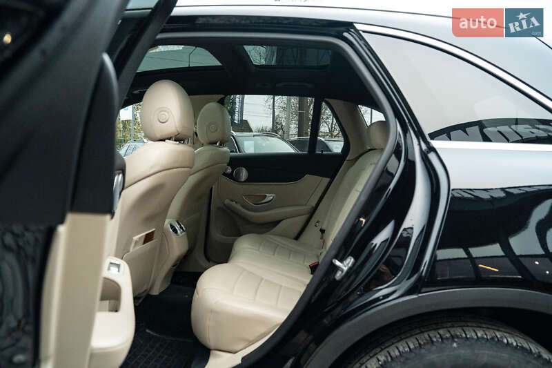 Позашляховик / Кросовер Mercedes-Benz GLC-Class 2018 в Чернівцях фото 34 Позашляховик / Кросовер Mercedes-Benz GLC-Class 2018 в Чернівцях