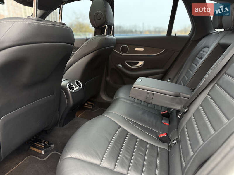 Внедорожник / Кроссовер Mercedes-Benz GLC-Class 2017 в Киеве