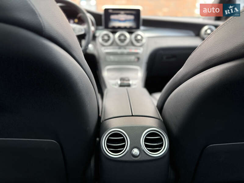 Внедорожник / Кроссовер Mercedes-Benz GLC-Class 2017 в Киеве