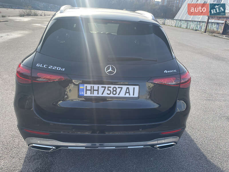 Позашляховик / Кросовер Mercedes-Benz GLC-Class 2023 в Києві фото 13 Позашляховик / Кросовер Mercedes-Benz GLC-Class 2023 в Києві