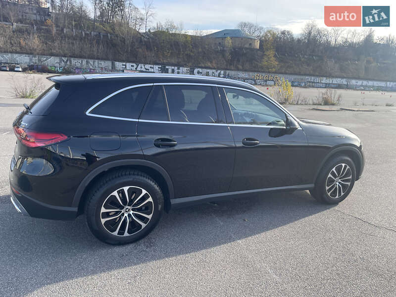 Позашляховик / Кросовер Mercedes-Benz GLC-Class 2023 в Києві фото 16 Позашляховик / Кросовер Mercedes-Benz GLC-Class 2023 в Києві