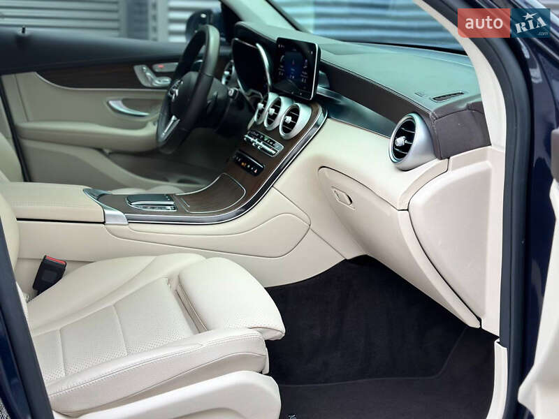 Позашляховик / Кросовер Mercedes-Benz GLC-Class 2021 в Києві
