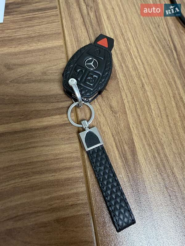 Внедорожник / Кроссовер Mercedes-Benz GLC-Class 2016 в Львове фото 35 Внедорожник / Кроссовер Mercedes-Benz GLC-Class 2016 в Львове