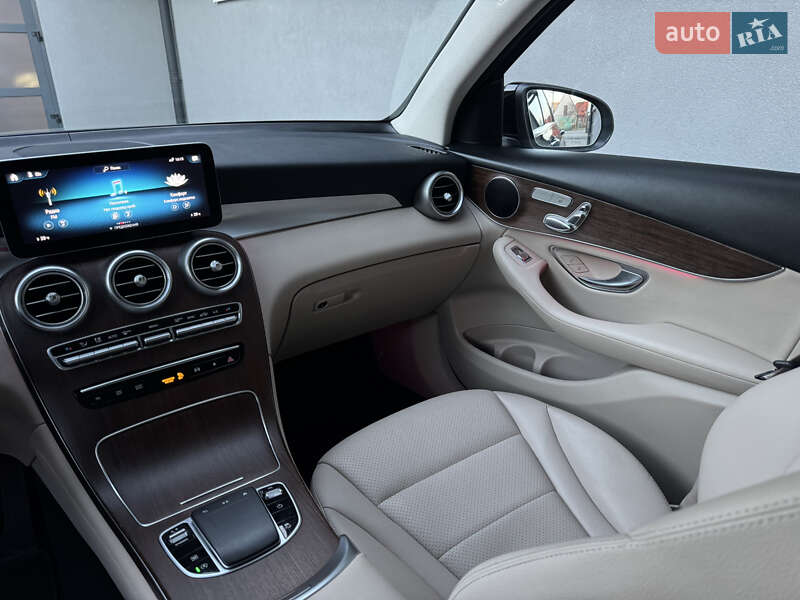 Позашляховик / Кросовер Mercedes-Benz GLC-Class 2020 в Луцьку