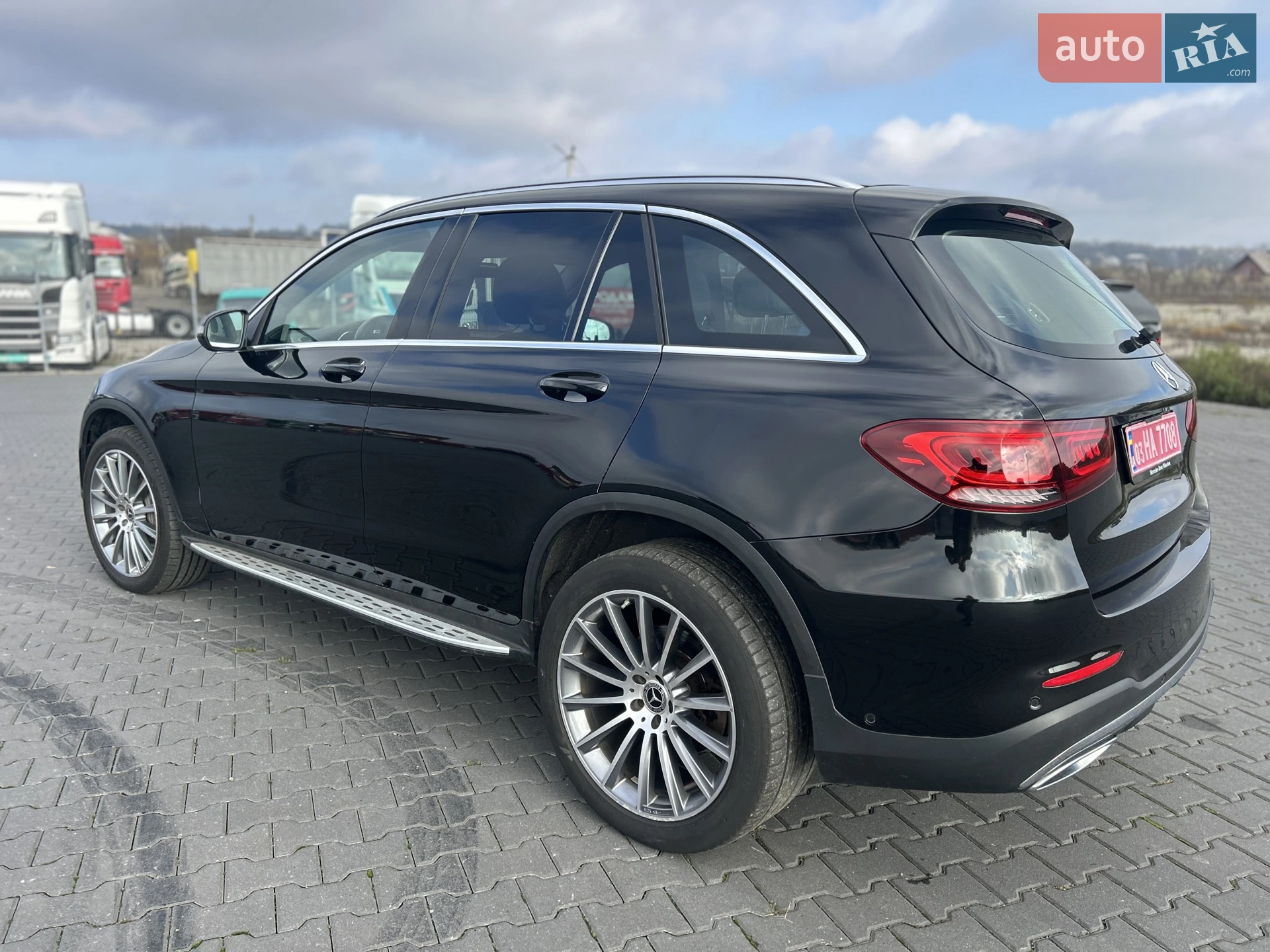 2021 Mercedes-Benz GLC - мініатюра 3