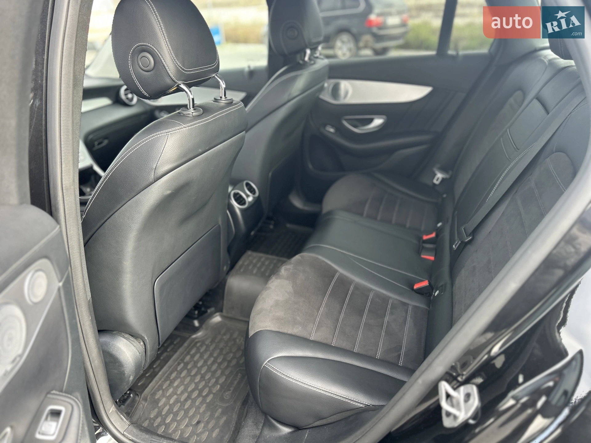 2021 Mercedes-Benz GLC - мініатюра 10