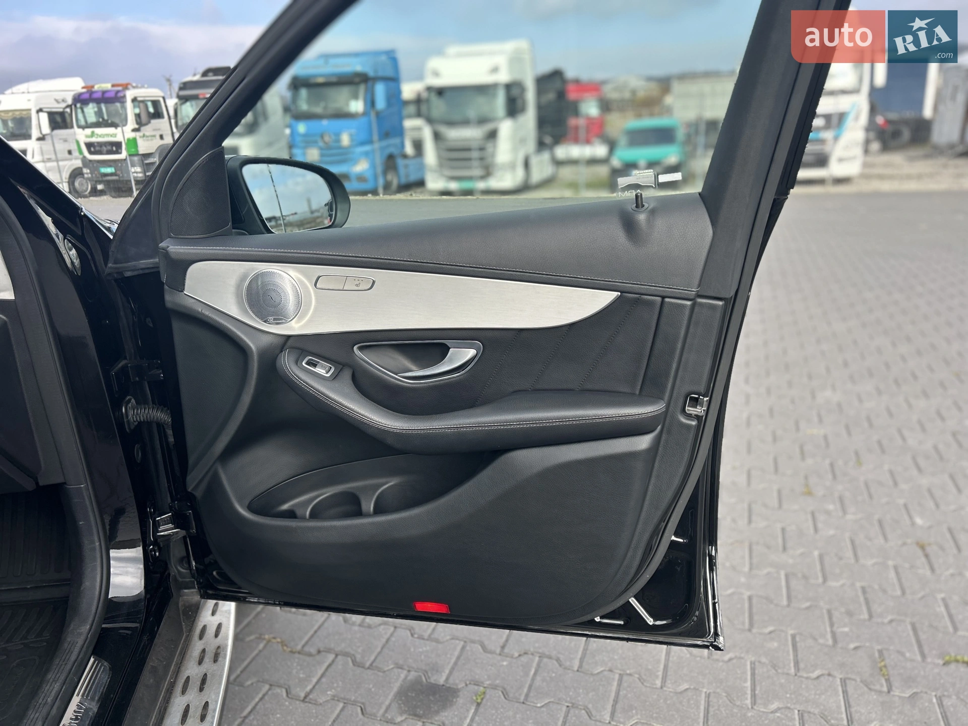 2021 Mercedes-Benz GLC - мініатюра 15