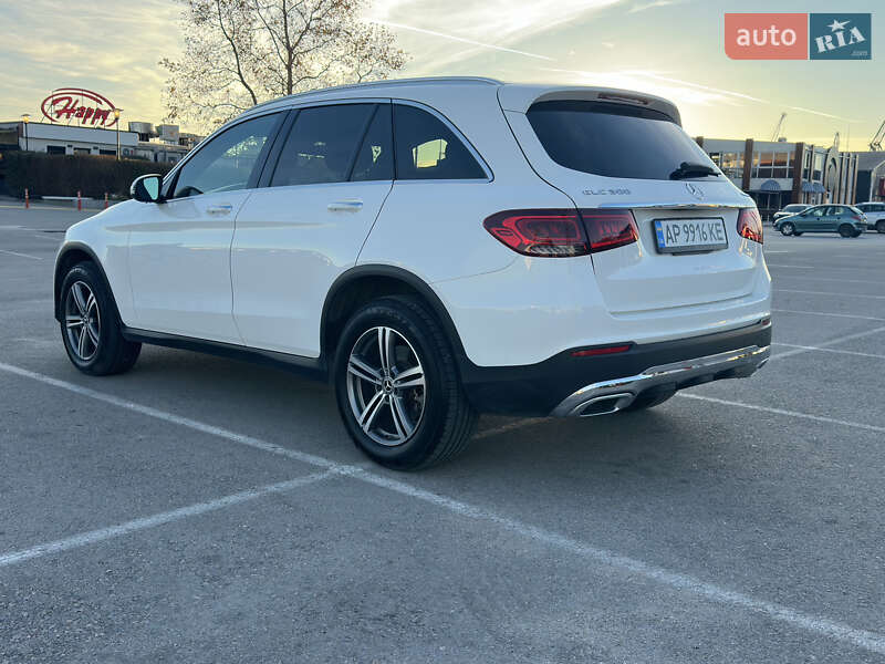 Внедорожник / Кроссовер Mercedes-Benz GLC-Class 2019 в Запорожье