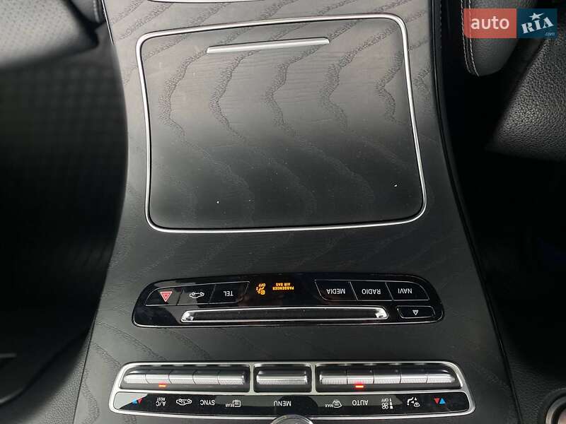 Внедорожник / Кроссовер Mercedes-Benz GLC-Class 2018 в Киеве