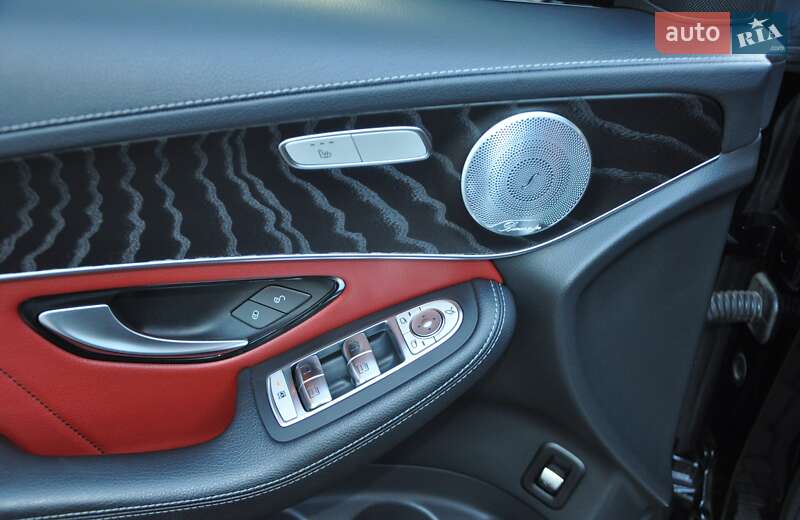 Позашляховик / Кросовер Mercedes-Benz GLC-Class 2018 в Одесі