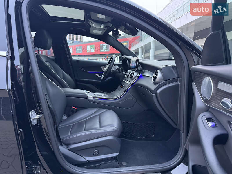 Внедорожник / Кроссовер Mercedes-Benz GLC-Class 2019 в Киеве