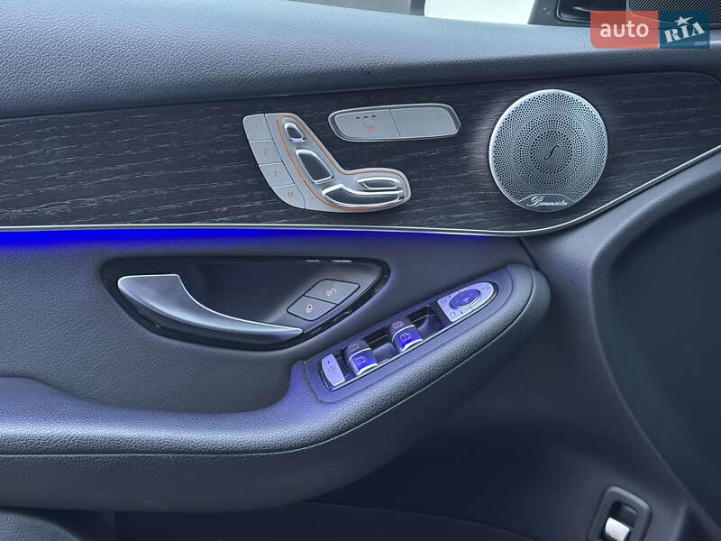 Внедорожник / Кроссовер Mercedes-Benz GLC-Class 2019 в Киеве