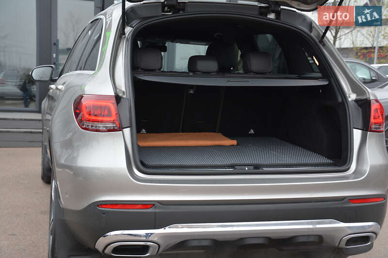Позашляховик / Кросовер Mercedes-Benz GLC-Class 2019 в Києві фото 31 Позашляховик / Кросовер Mercedes-Benz GLC-Class 2019 в Києві