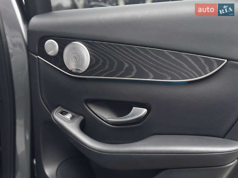 Позашляховик / Кросовер Mercedes-Benz GLC-Class 2017 в Львові