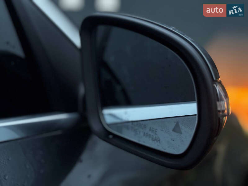 Позашляховик / Кросовер Mercedes-Benz GLC-Class 2017 в Львові